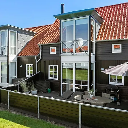 Holiday home Gorgeous In Juelsminde With Wifi *
